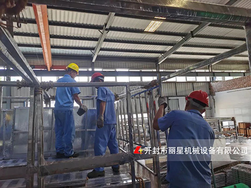 加班加點趕生產(chǎn)，麗星機械發(fā)貨忙