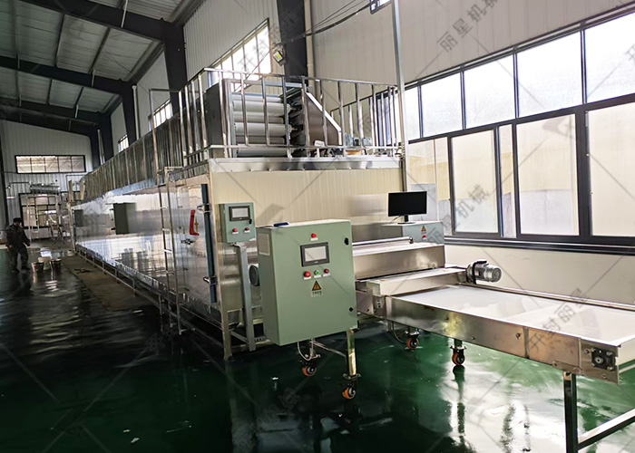 麗星紅薯粉條機(jī)生產(chǎn)線落地貴州，開始進(jìn)行試機(jī)