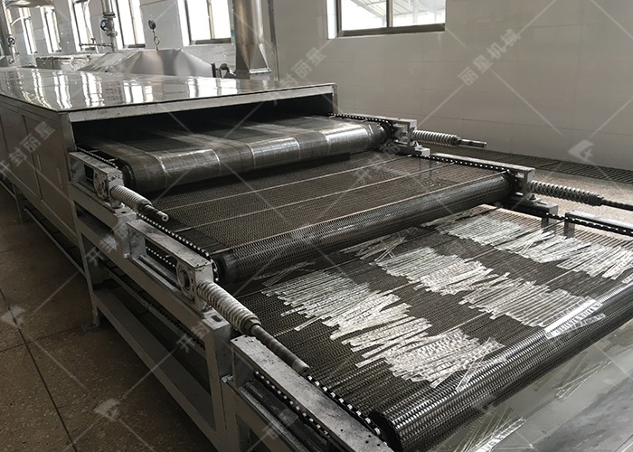 自動化粉皮機(jī)生產(chǎn)線工藝改良實(shí)現(xiàn)多種規(guī)格粉皮生產(chǎn)