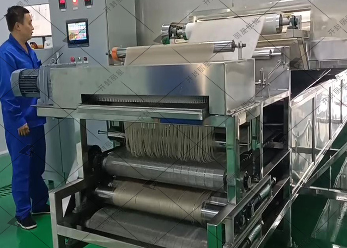 麗星日產(chǎn) 5 噸自動(dòng)粉條設(shè)備，甘肅客戶(hù)試機(jī)全記錄